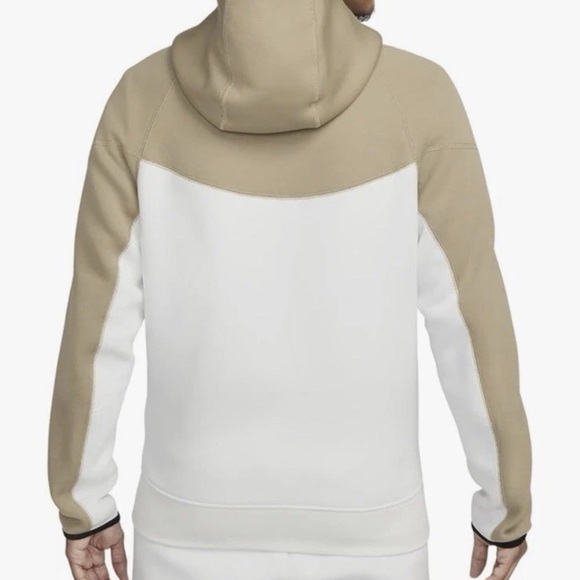 Nike Sportswear Tech Fleece Tech Khaki FB7921-121 - Picture 2 of 4